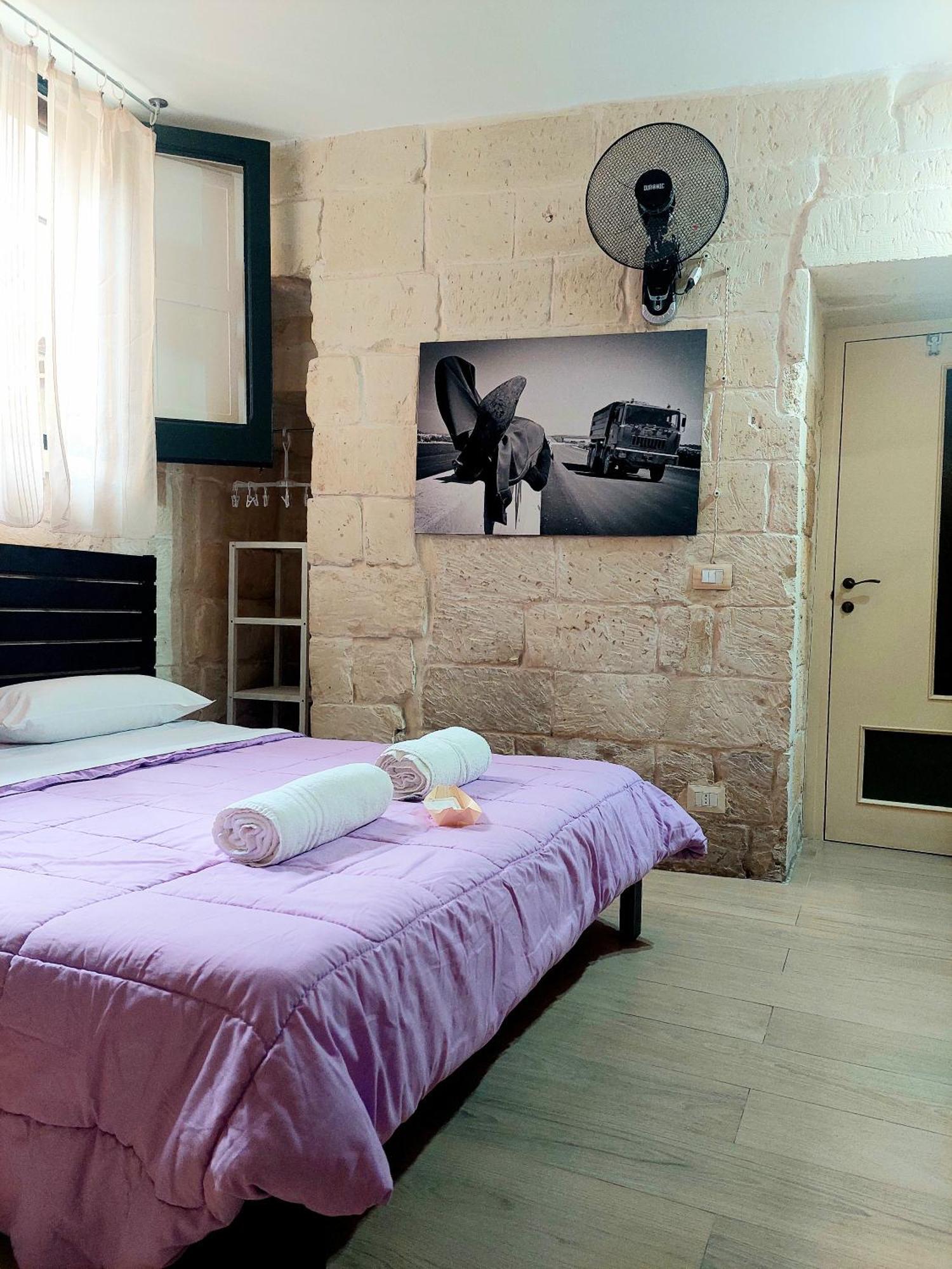White Suite B&B Lecce Ngoại thất bức ảnh