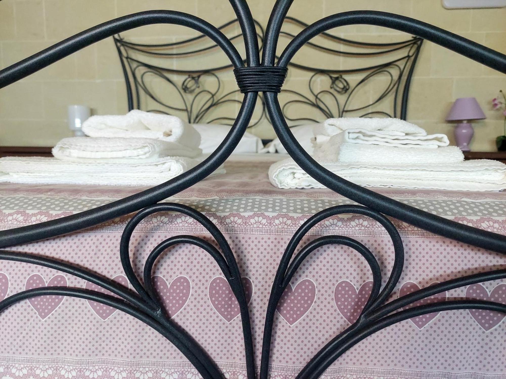 White Suite B&B Lecce Ngoại thất bức ảnh