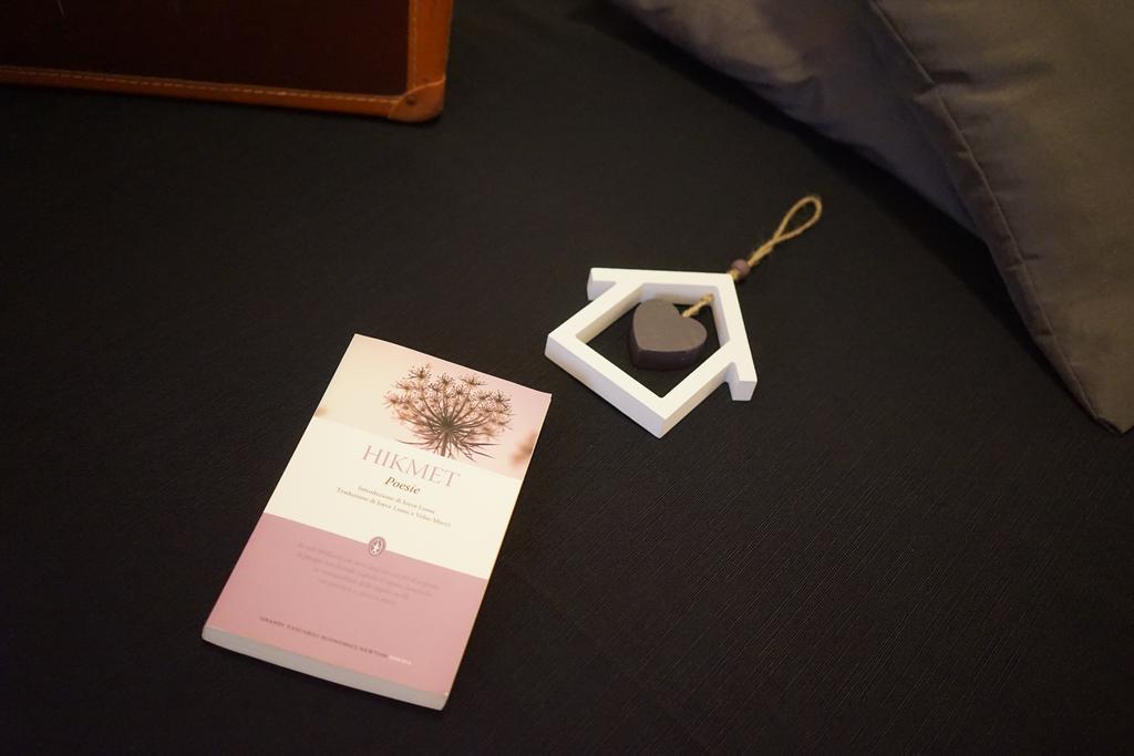 White Suite B&B Lecce Ngoại thất bức ảnh