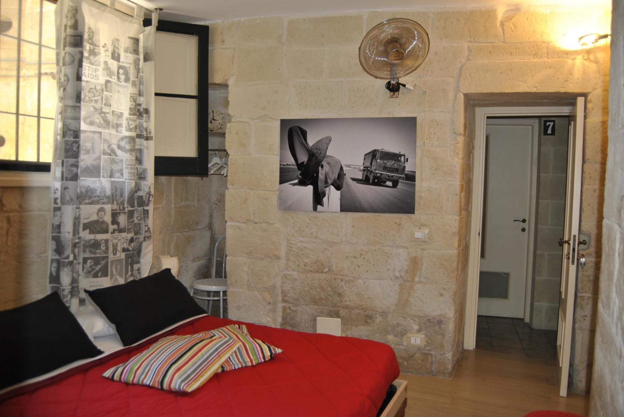 White Suite B&B Lecce Ngoại thất bức ảnh