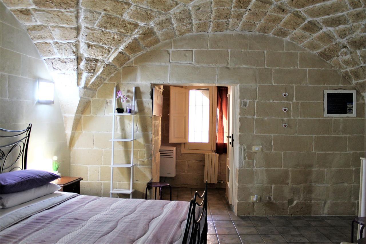 White Suite B&B Lecce Ngoại thất bức ảnh