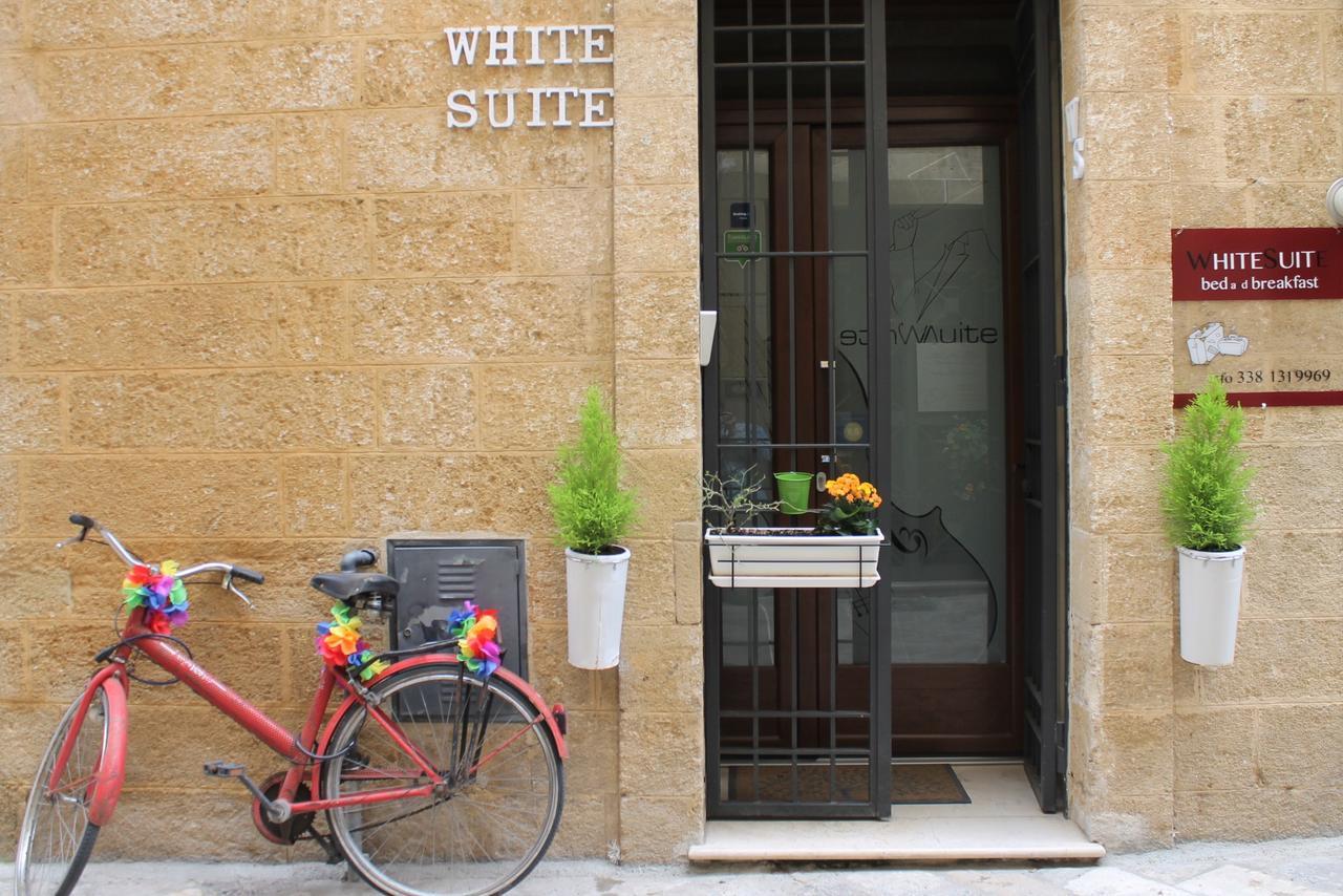 White Suite B&B Lecce Ngoại thất bức ảnh