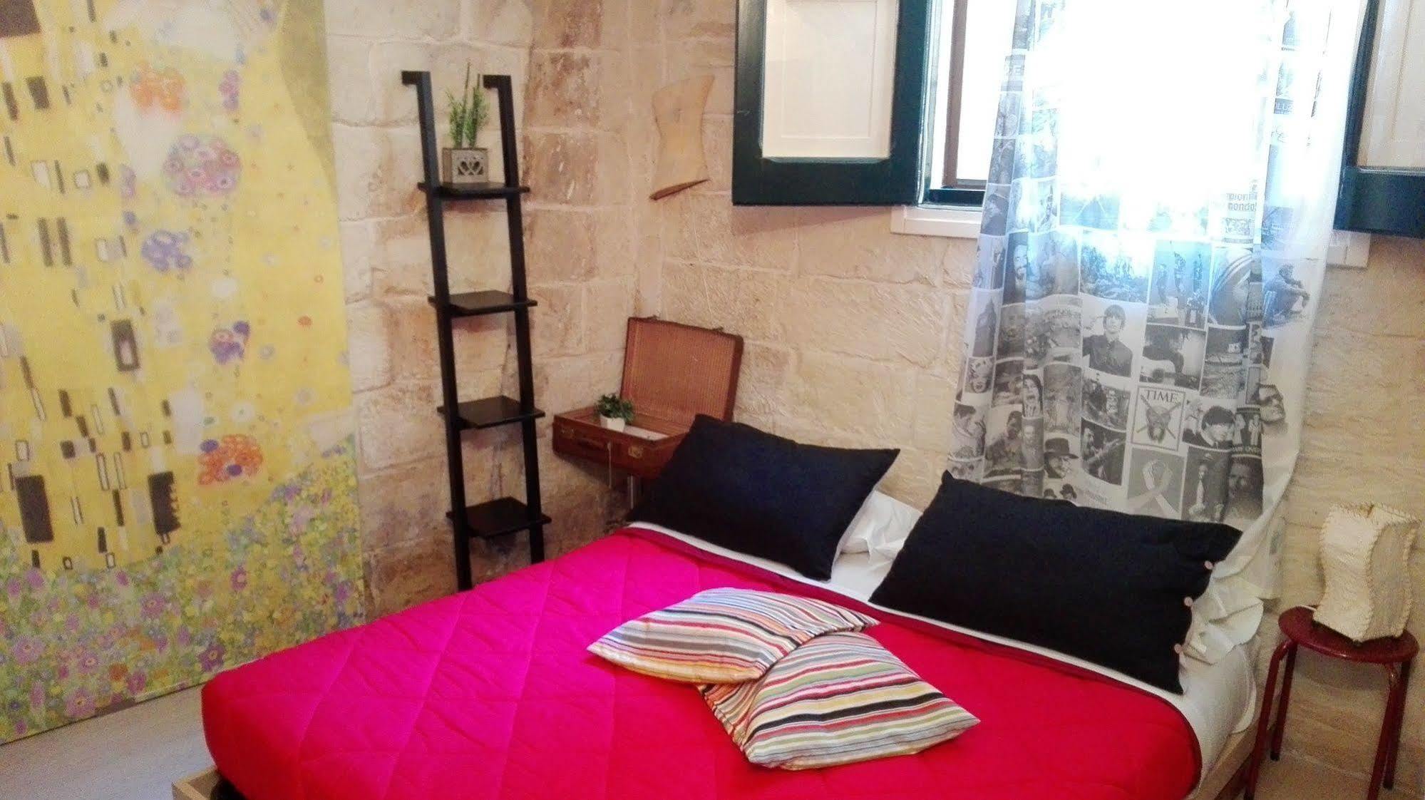 White Suite B&B Lecce Ngoại thất bức ảnh