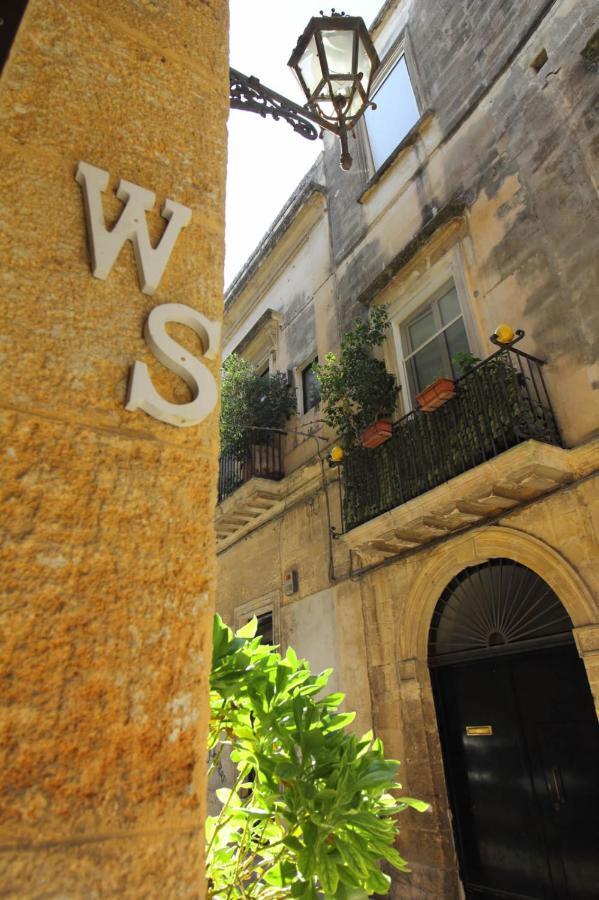 White Suite B&B Lecce Ngoại thất bức ảnh